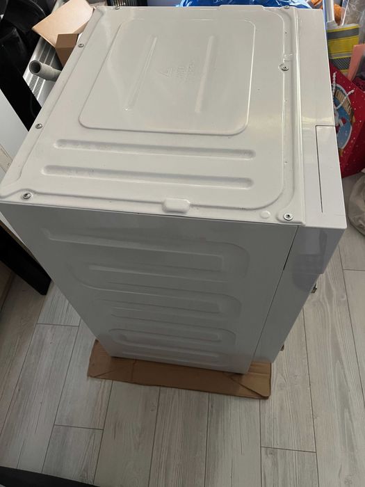 Пералня със сушилня BEKO за вграждане 8/5 кг