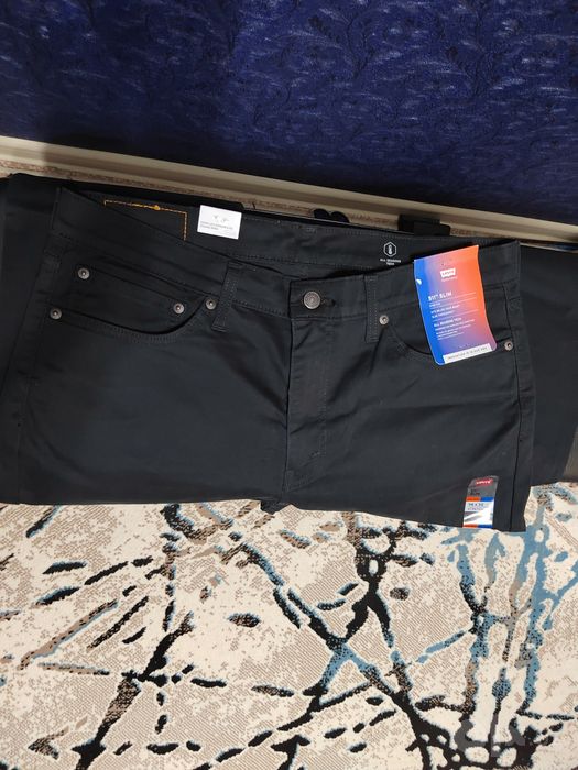 Джинсы Levi's 511 twill slim. 34/32;.