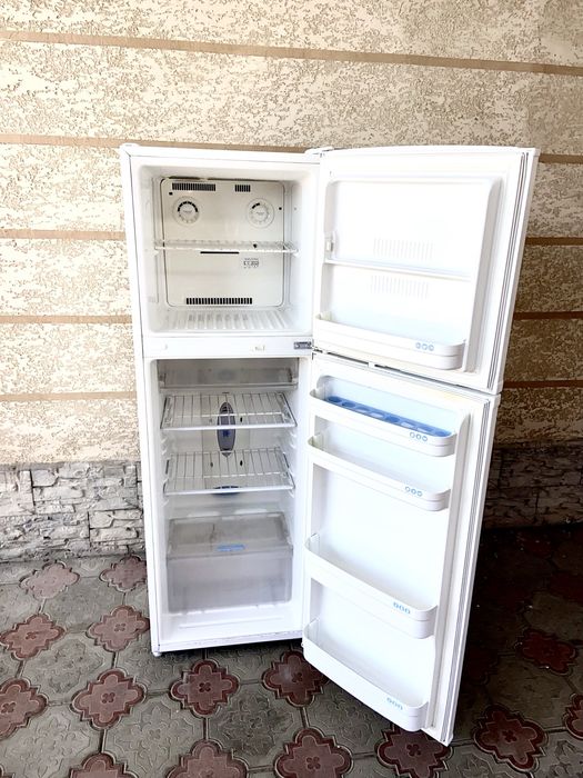 Продам холодильник LG с доставкой