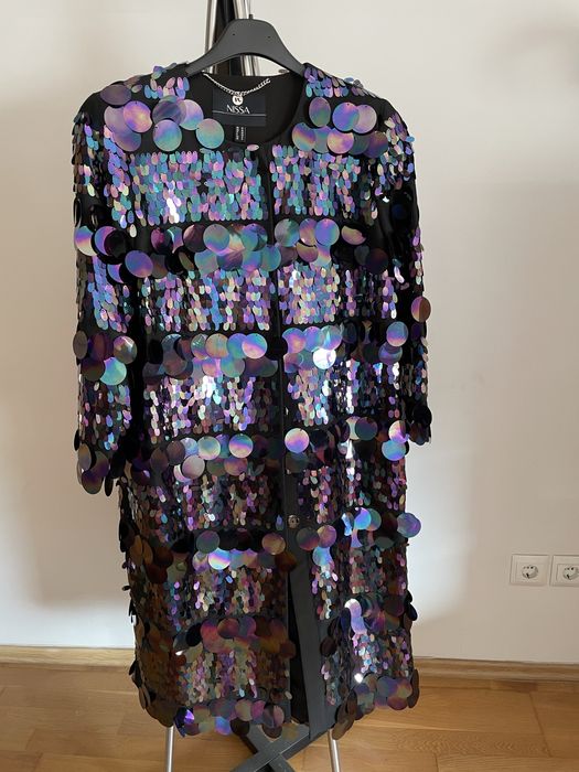 Pardesiu de ocazie cu paiete Nissa