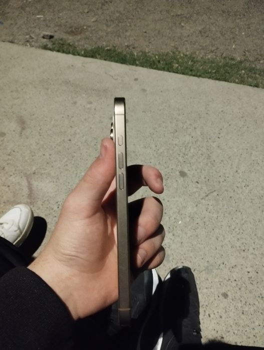 Iphone 16 pro max esim