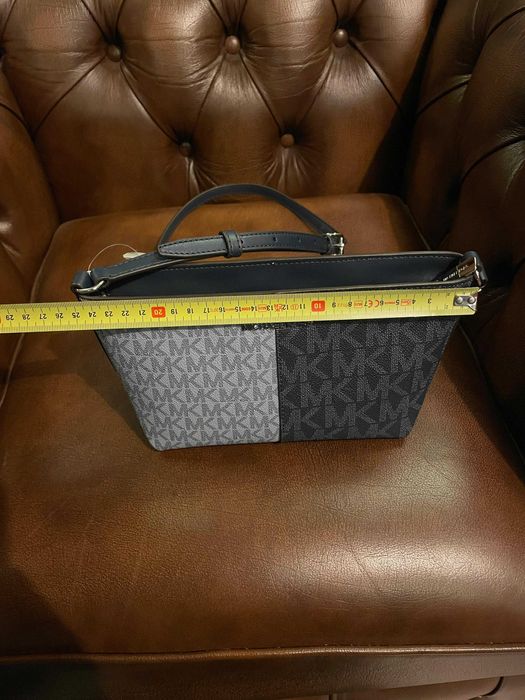 Geanta Michael Kors 100% ORIGINALA cross body Bleu Marin - Bleu deschi