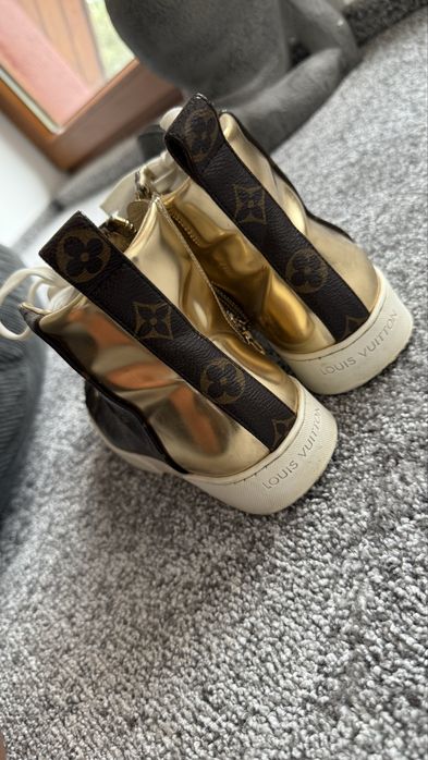 Tenesi Louis Vuitton