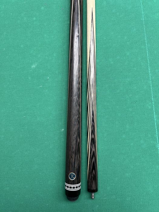 Бильярдный кий королев