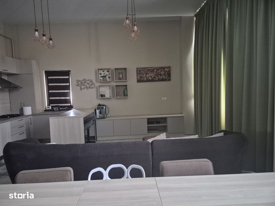Spre inchiriere ap 3 camere, living , 2 bai