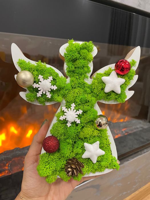 Коледна декорация със скандинавски мъх