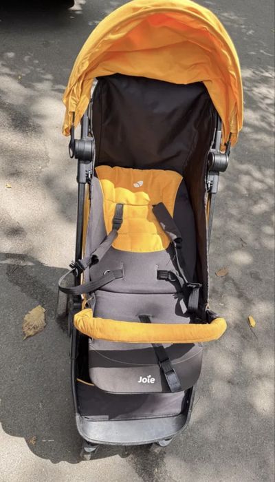 Прогулочная коляска joie for kids
