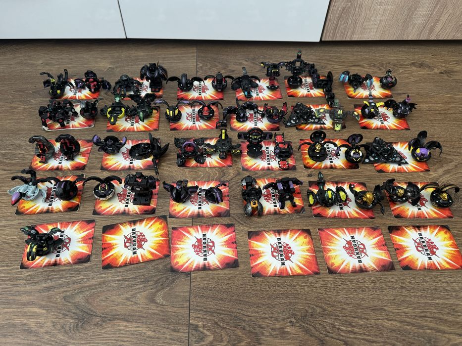 Бакуган играчки (Bakugan battle brawlers)