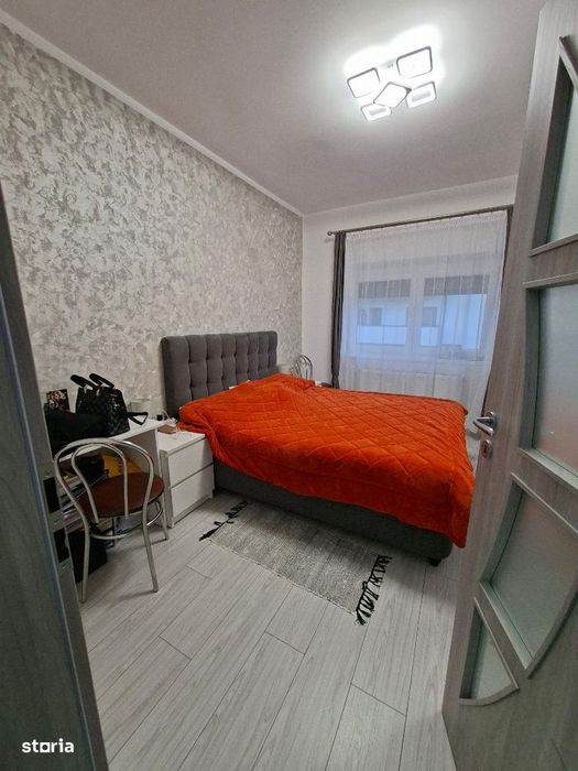 Ap. 3 cam. dec. et:2/3 pe Calea Cisnadiei - Mandra