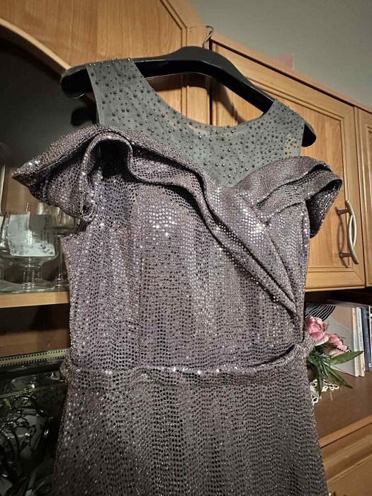 Rochie de seara/ocazii excelenta ca noua