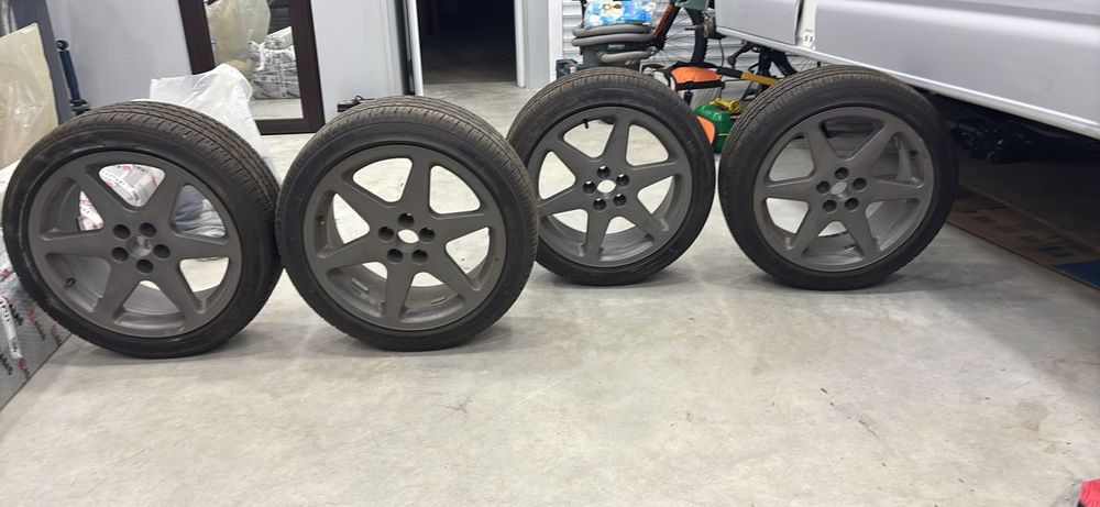 Нови Гуми с джанти за Голф 4 или BMW