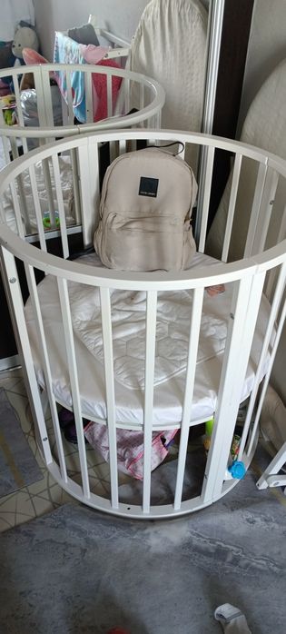 Кроватку детскую