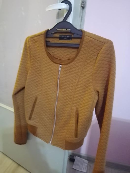 Дамска кафява жилетка