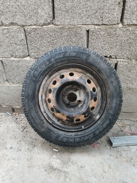 Шина балон на запаску