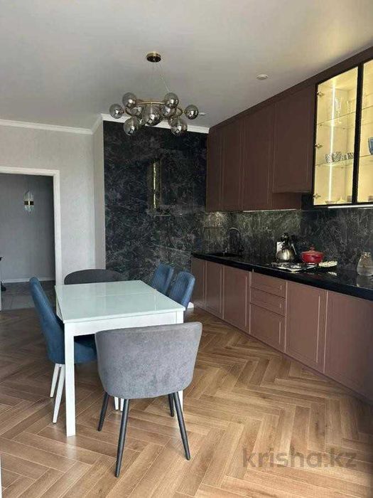 Продажа 3-комнатной квартиры Несембаев