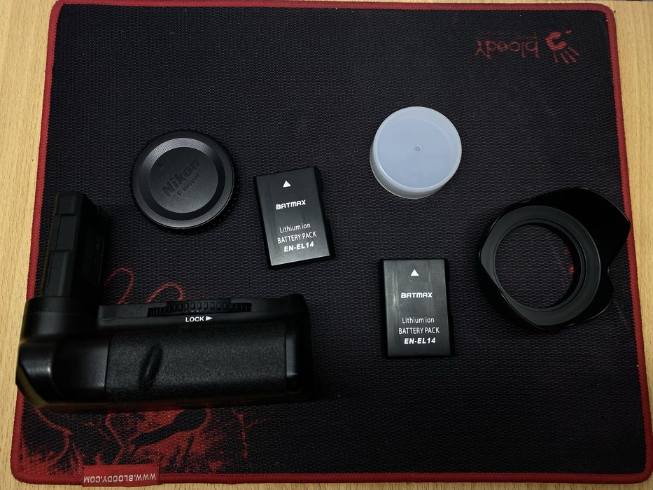 Nikon D5100 + Kit 18-55