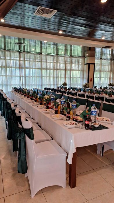 Универсални калъфи за столове под наем