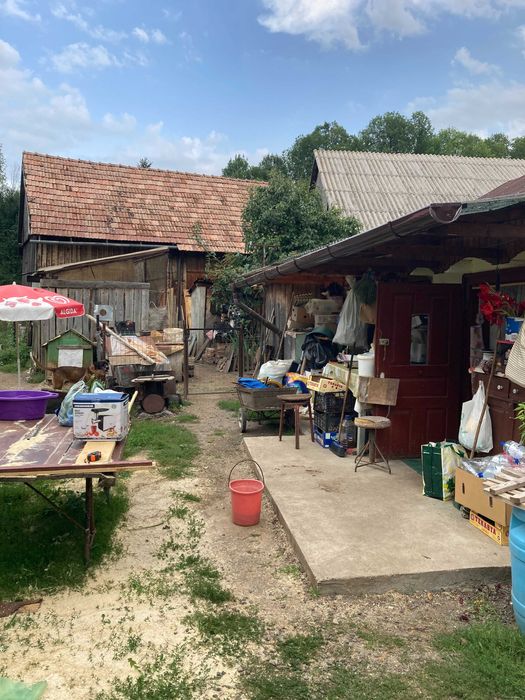 Casa  de vanzare-de inchiriat