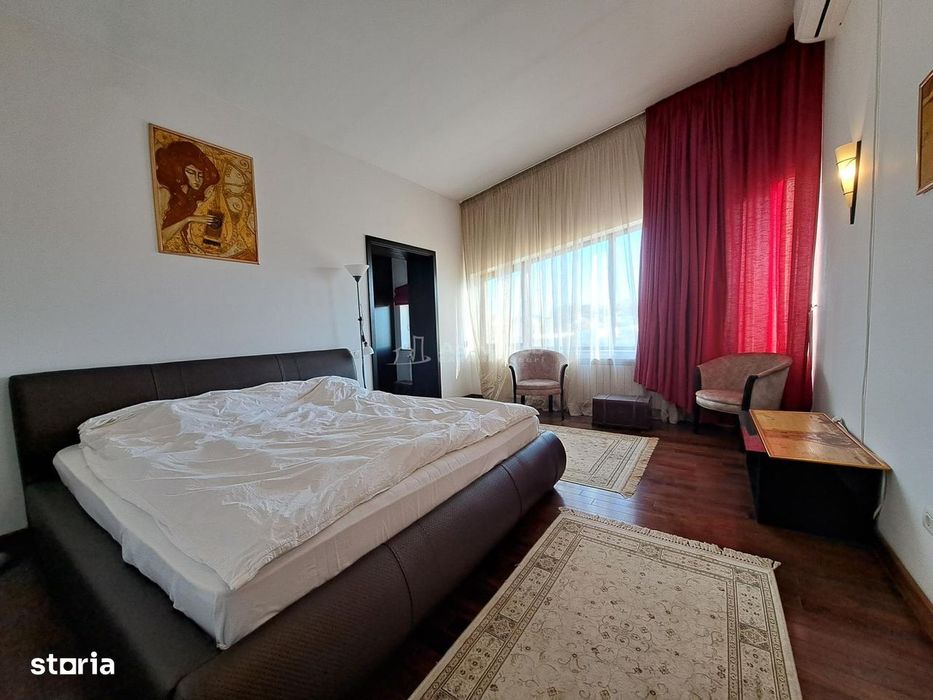 Casa cu piscina - Buftea - 8 camere - 4 bai - 620mp - 2500mp teren