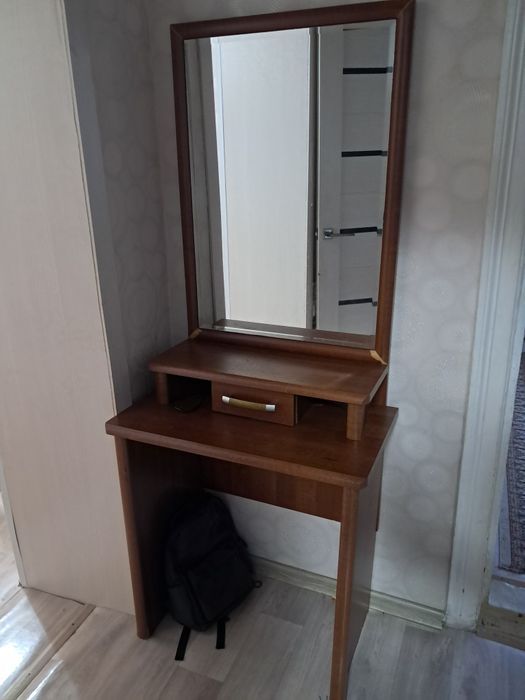 Отдам даром диван тахта  мебель