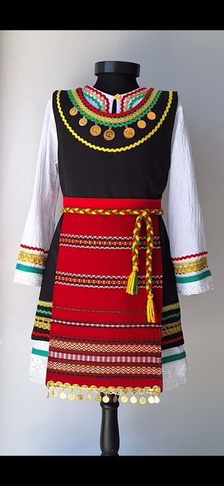 Детски носии за момиче