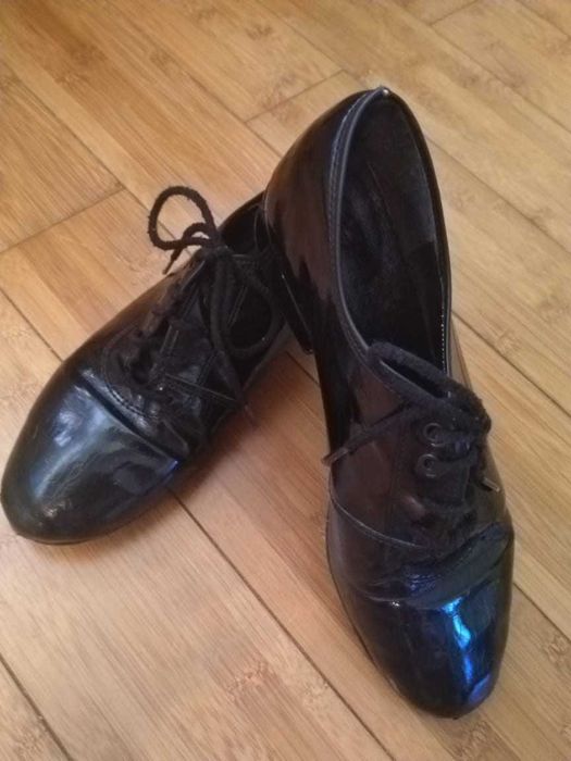 Обувки за стандартни танци 40 номер.