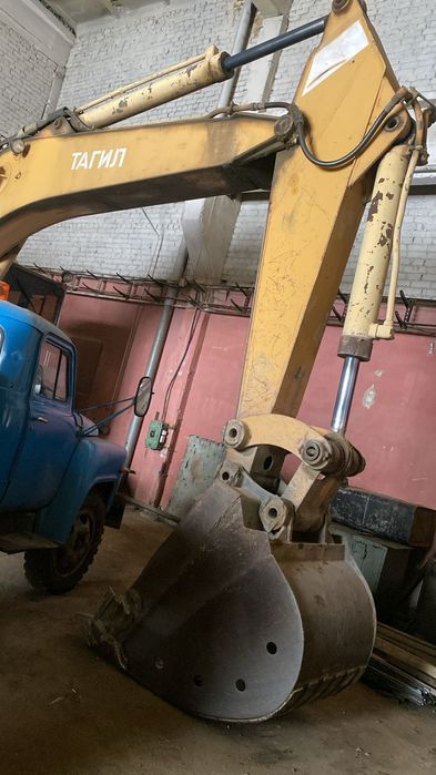 Продам экскаватор ЭО 5126, 2007г.