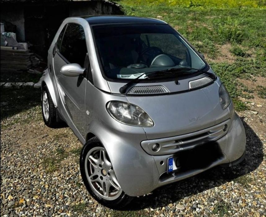 Smart for two  4700 Lei