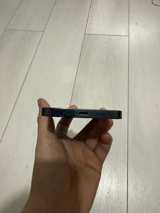 Продам iphone 12 pro 128