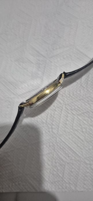 Ceas Longines Automatic vintage, elegant și clasic.
Ceas mecanic