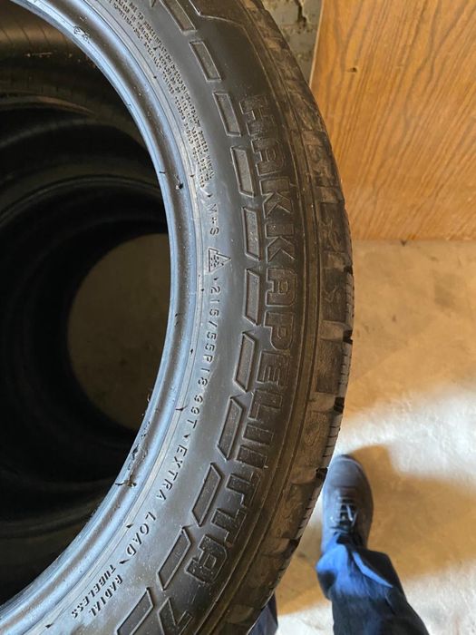 Продам шины б/у в хорошем состоянии