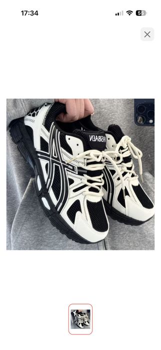 Кроссовки ASICS черно-белые