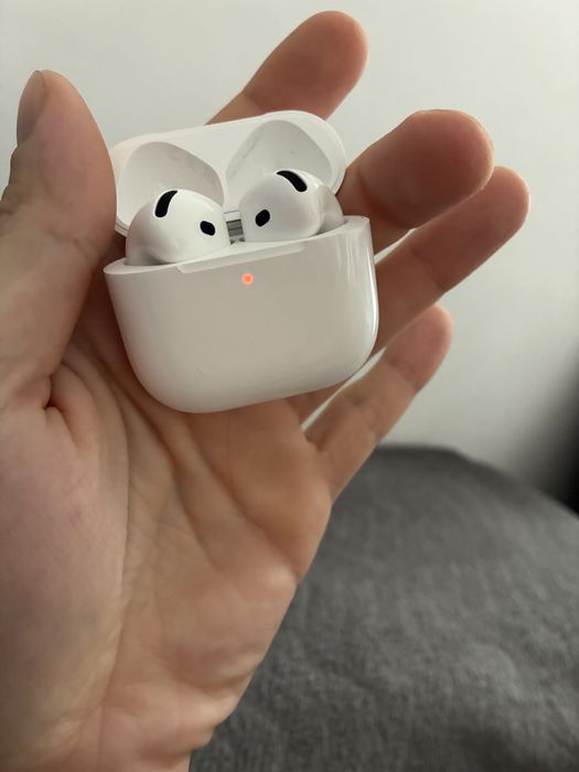 Air pods 4 casti