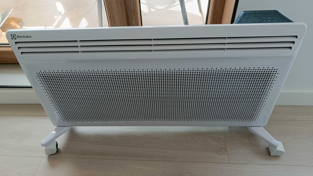 Конвектор Electrolux Air Heat 2