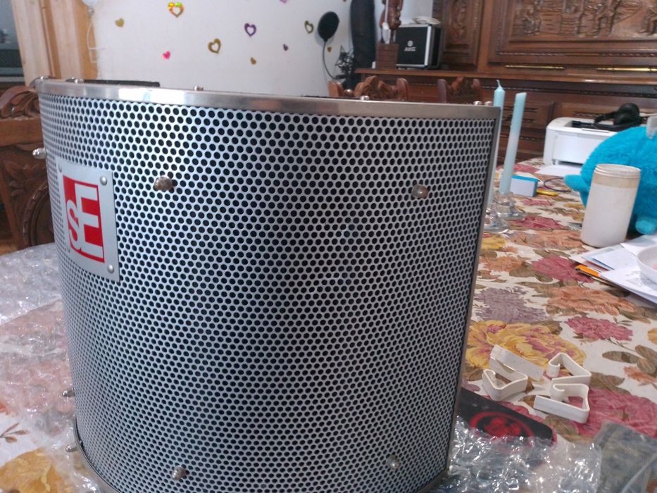 Акустичен щит SE за професионално записване