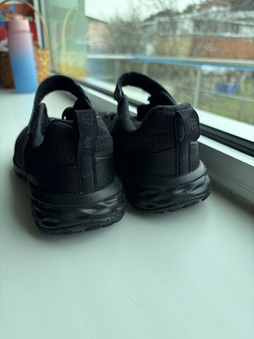 Детски маратонки NIKE RUNNING