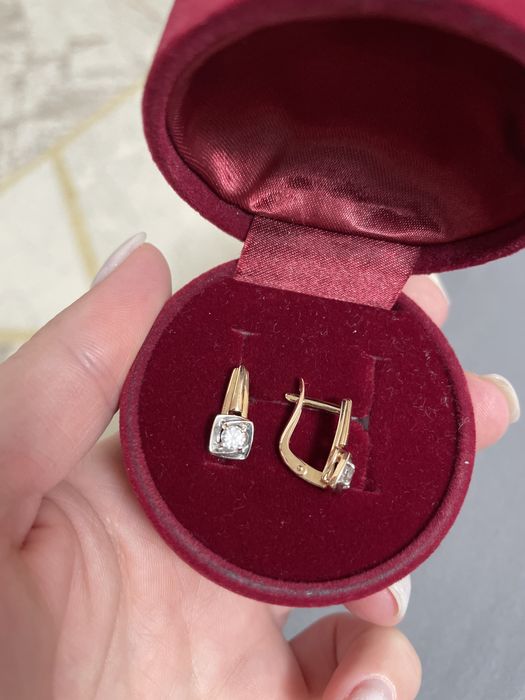 Новые серьги золотые