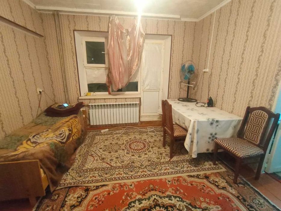 Продается 2-ком. кв. на 2-этаже, по ул. Байзак батыра