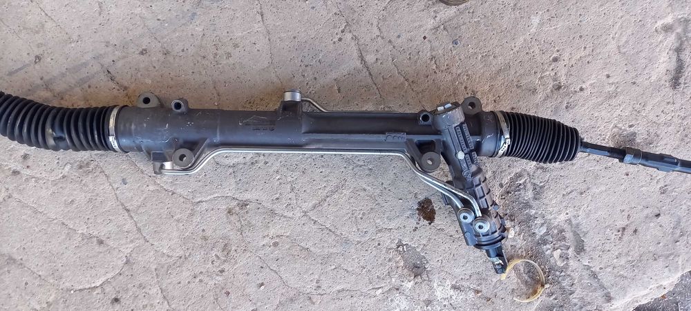 Кормилна рейка за БМВ 7 BMW E65 E66 E67