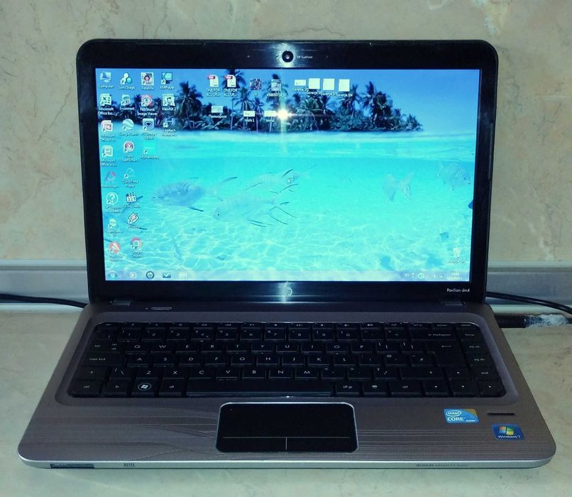 MacBook Air (13,3 инча) и HP Pavilion DM4 (14 инча) - 2 лаптопа с подаръци