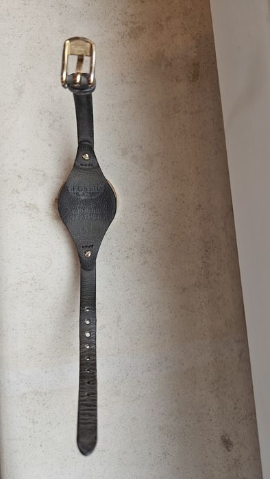 Часовник Fossil ES2830