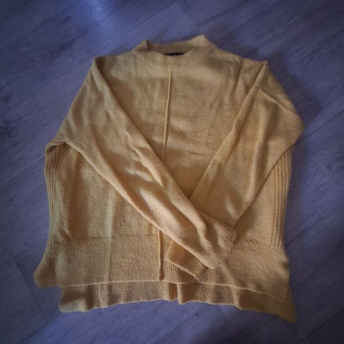 Б/у Отдаю одежду даром