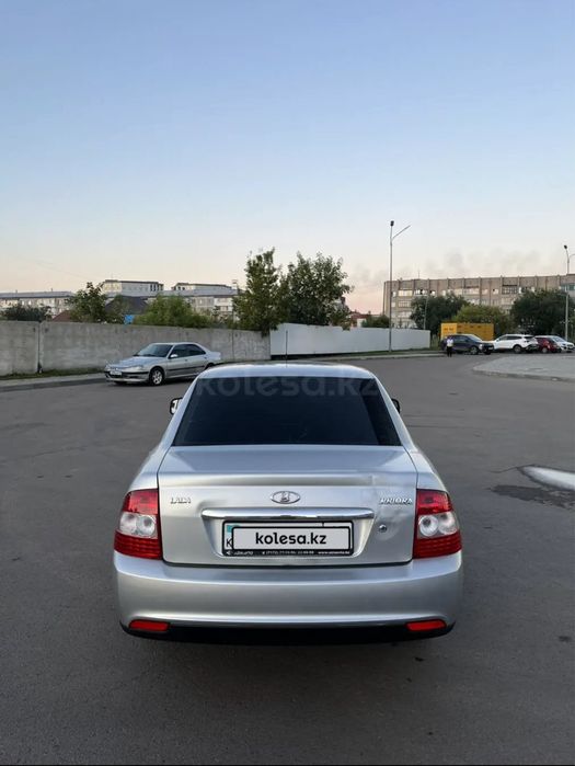 Лада приора седан