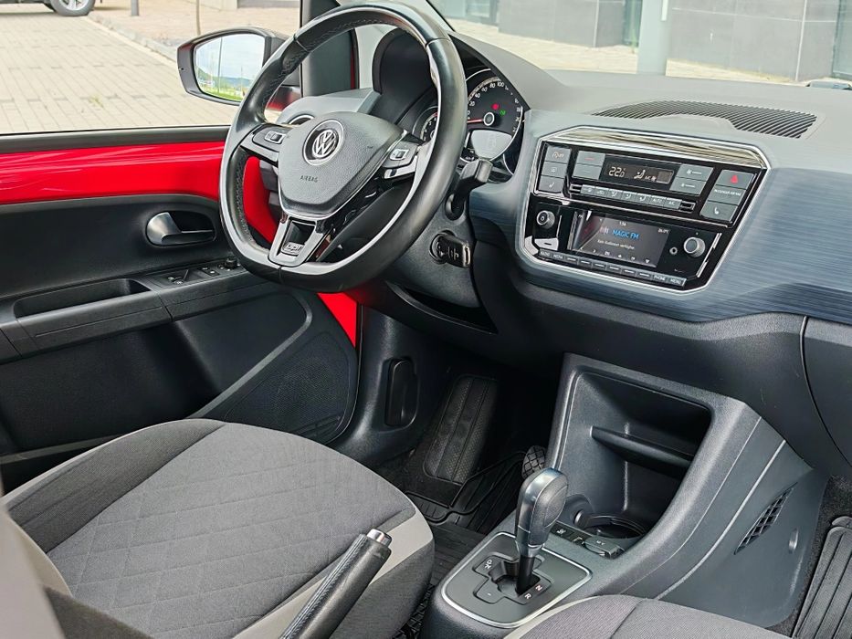 Volkswagen Cross UP / Automat / Benzina /
