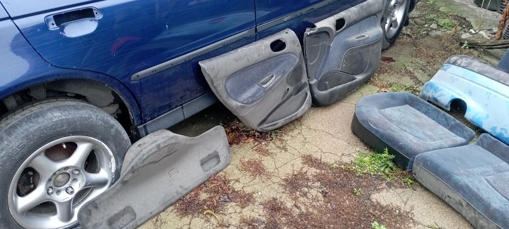 Пежо 206 останали части