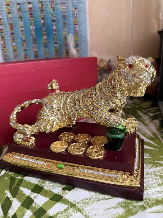 Продам статуэтку тигра фэн шуй