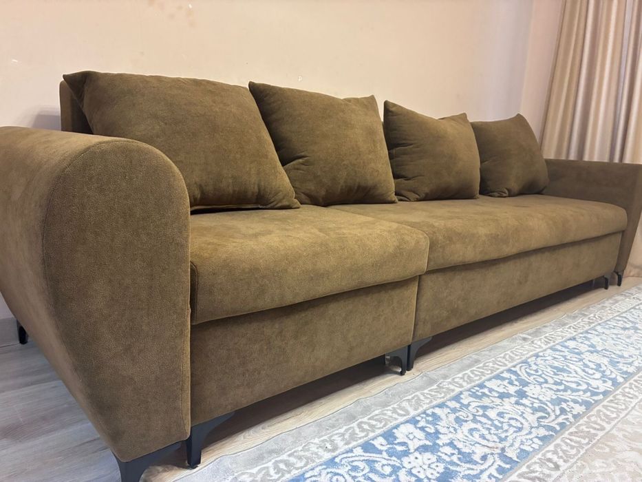 Продам диван новый обращайтесь