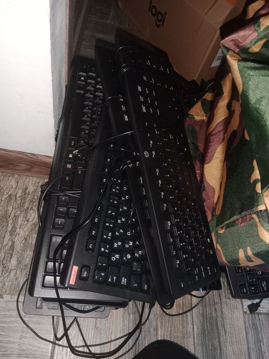 Продам клавиатуры, VGA кабели