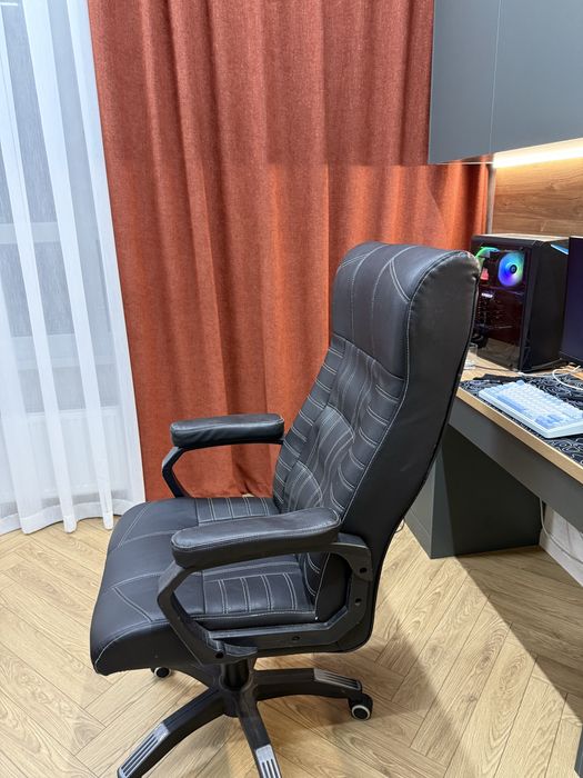 Стул для компьютера