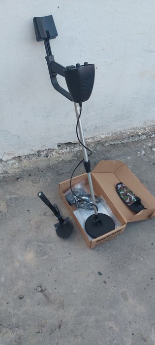 Срочно сотилади Металь детектор яхши буюм уйда тиллани топди